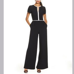Donna Ricco Crepe Wide-leg Jumpsuit Keyhole Detail